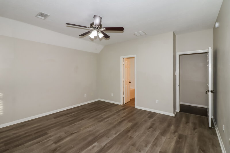2,215/Mo, 1226 Peacham Ct Fresno, TX 77545 Main Bedroom View 2