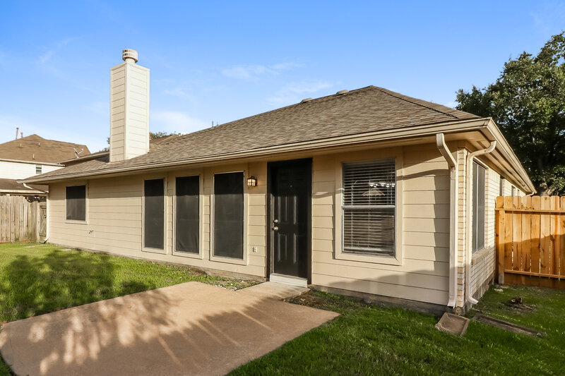 2,215/Mo, 1226 Peacham Ct Fresno, TX 77545 Rear View