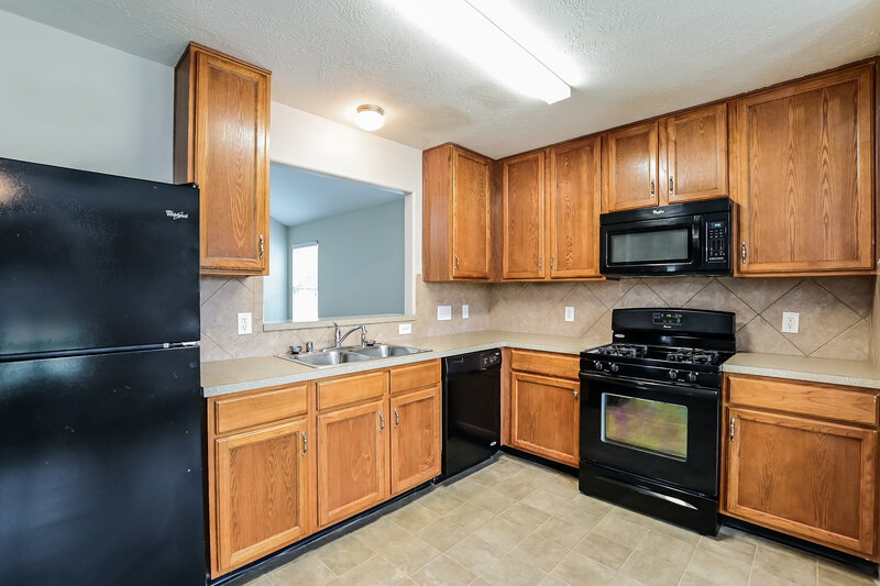 1,935/Mo, 4018 Falvel Shadow Creek Dr Spring, TX 77388 Kitchen View