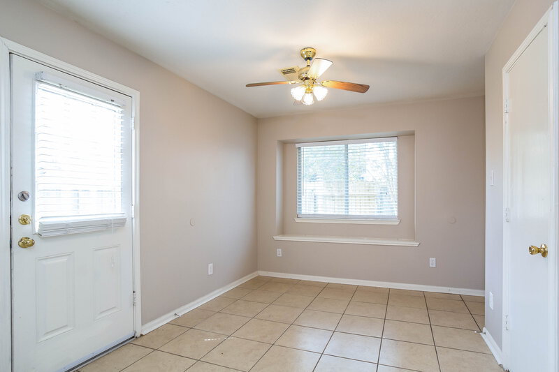 2,220/Mo, 4906 Woodland Meadows Ln Humble, TX 77346 Breakfast Nook View