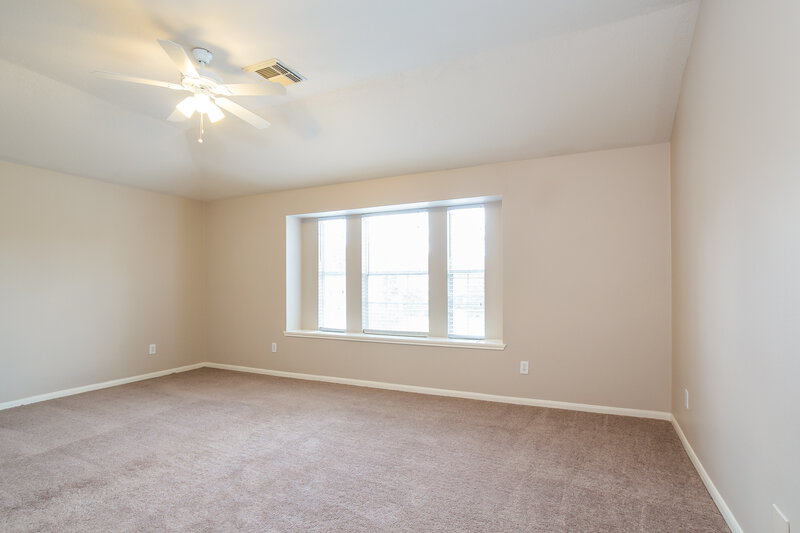 2,220/Mo, 4906 Woodland Meadows Ln Humble, TX 77346 Master Bedroom View 2
