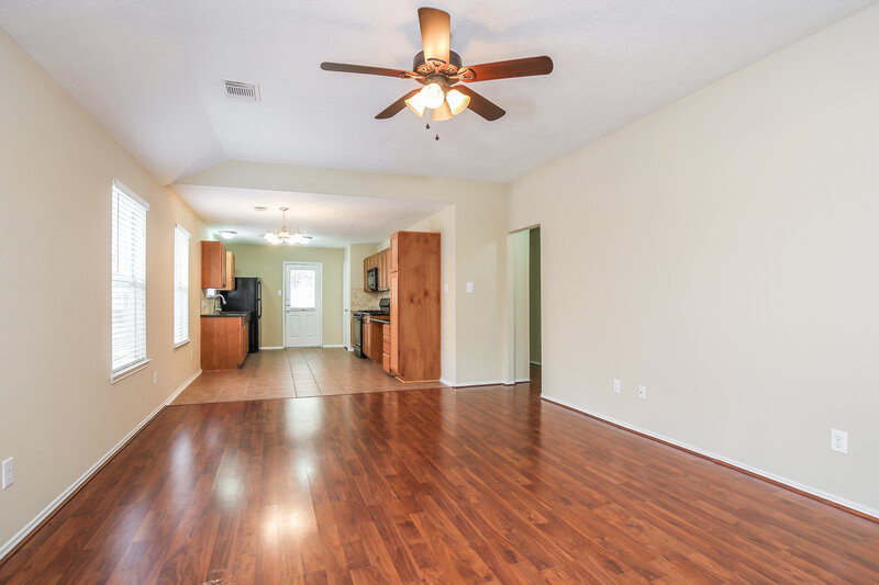 2,070/Mo, 7239 Winter Song Dr Magnolia, TX 77354 Misc View