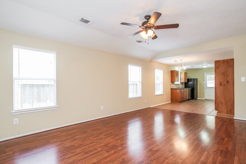 2,070/Mo, 7239 Winter Song Dr Magnolia, TX 77354 Misc View 3