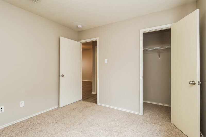 1,810/Mo, 7315 Winter Song Dr Magnolia, TX 77354 Bedroom View 3