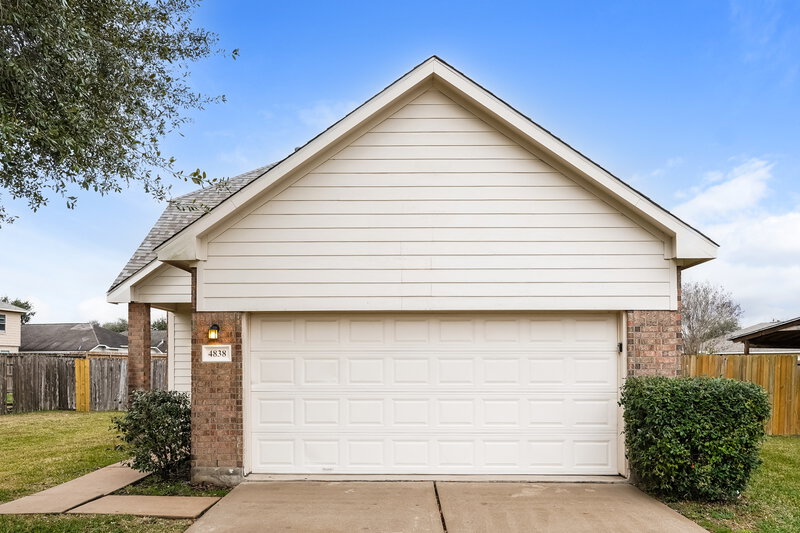 1,860/Mo, 4838 Montclair Hill Ln Fresno, TX 77545 External View