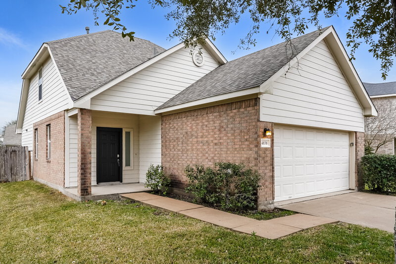1,860/Mo, 4838 Montclair Hill Ln Fresno, TX 77545 Front View