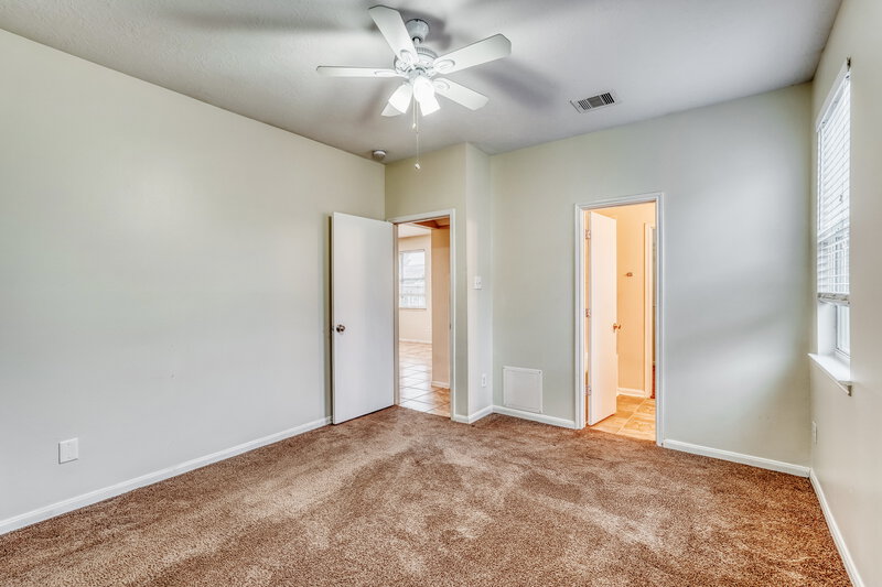 1,860/Mo, 4838 Montclair Hill Ln Fresno, TX 77545 Main Bedroom View 2