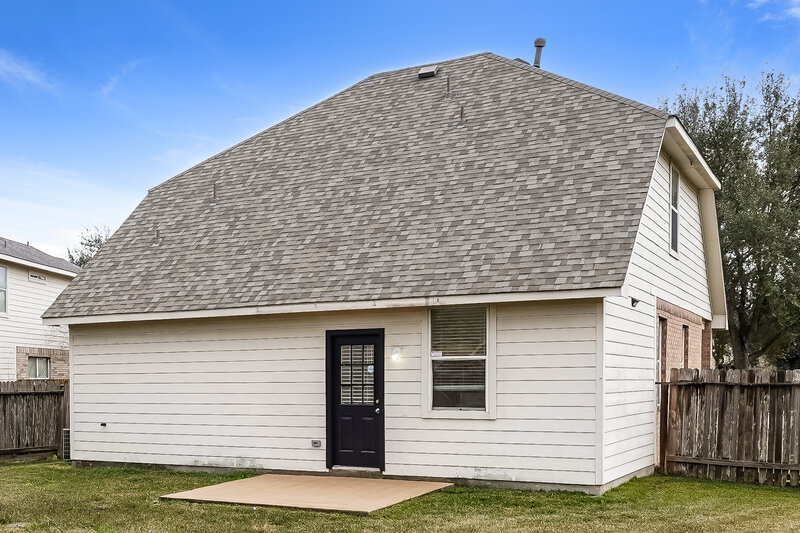 1,860/Mo, 4838 Montclair Hill Ln Fresno, TX 77545 Rear View