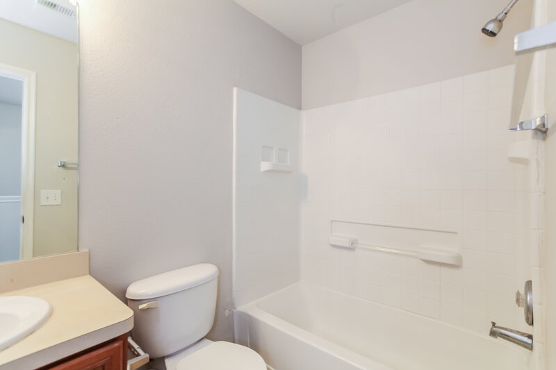 1,845/Mo, 6243 Gillian Park Dr Katy, TX 77449 Bathroom View