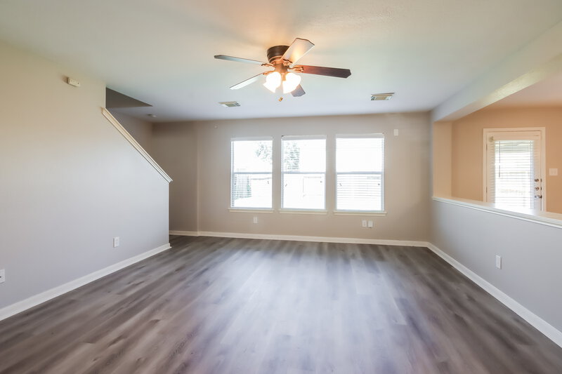 2,220/Mo, 29422 Legends Glen Dr Spring, TX 77386 Living Room View