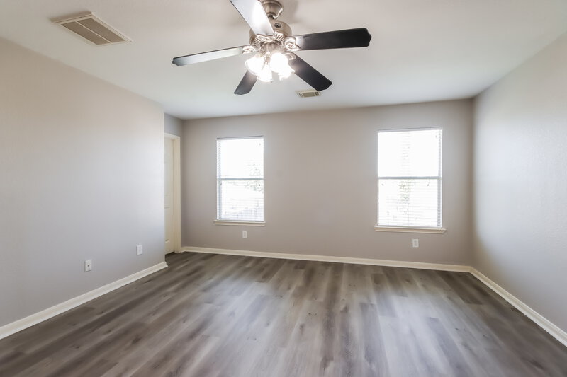 2,220/Mo, 29422 Legends Glen Dr Spring, TX 77386 Main Bedroom View