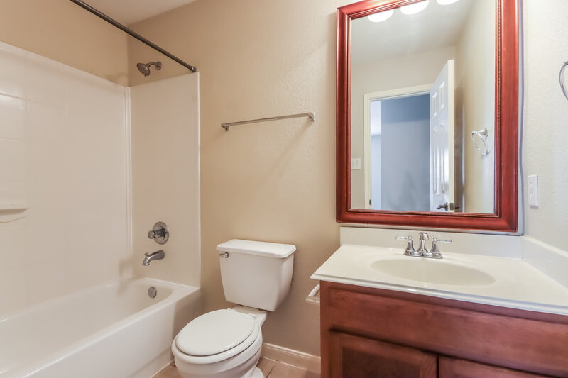 2,220/Mo, 29422 Legends Glen Dr Spring, TX 77386 Bathroom View