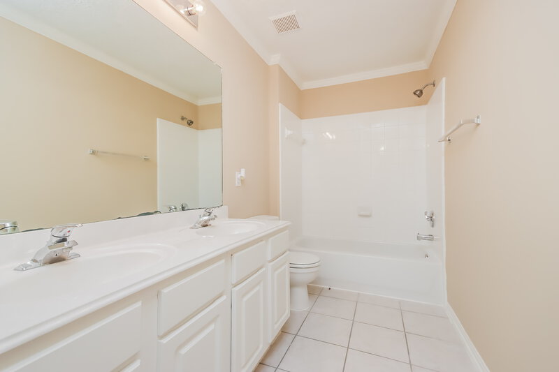 2,685/Mo, 7306 Leens Lodge Ln Humble, TX 77346 Bathroom View
