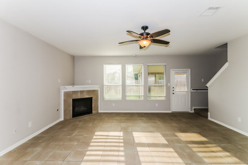 2,240/Mo, 14807 Waverly Hill Ln Cypress, TX 77429 Living Room View