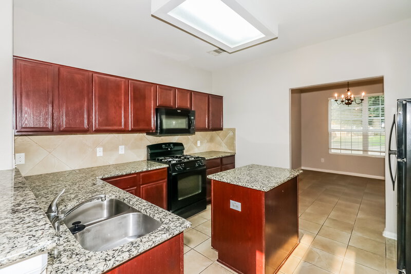 2,240/Mo, 14807 Waverly Hill Ln Cypress, TX 77429 Kitchen View