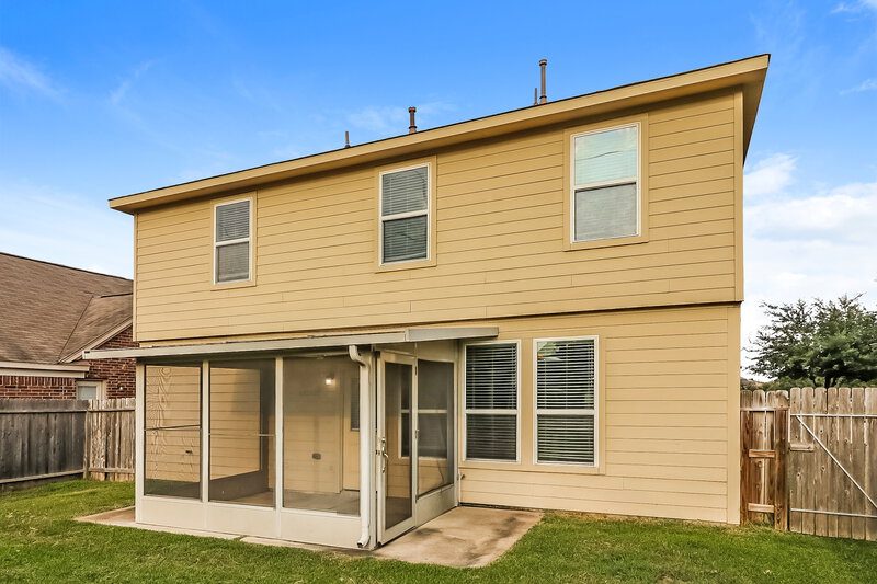 2,240/Mo, 14807 Waverly Hill Ln Cypress, TX 77429 Rear View
