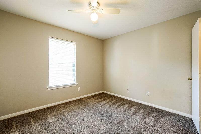 1,980/Mo, 8019 Scarlet Tanager Dr Humble, TX 77396 Bedroom View 4