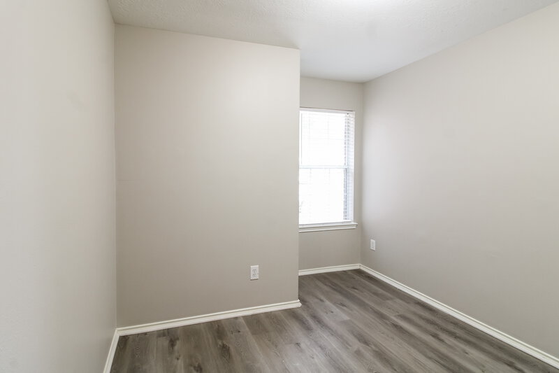 2,110/Mo, 14226 Brunswick Point Ln Houston, TX 77047 Bedroom View 2
