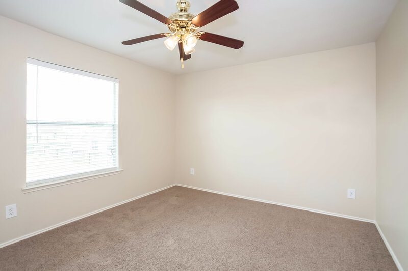 3,220/Mo, 1107 Sapling Crest Ct Fresno, TX 77545 Bedroomlarge View 2