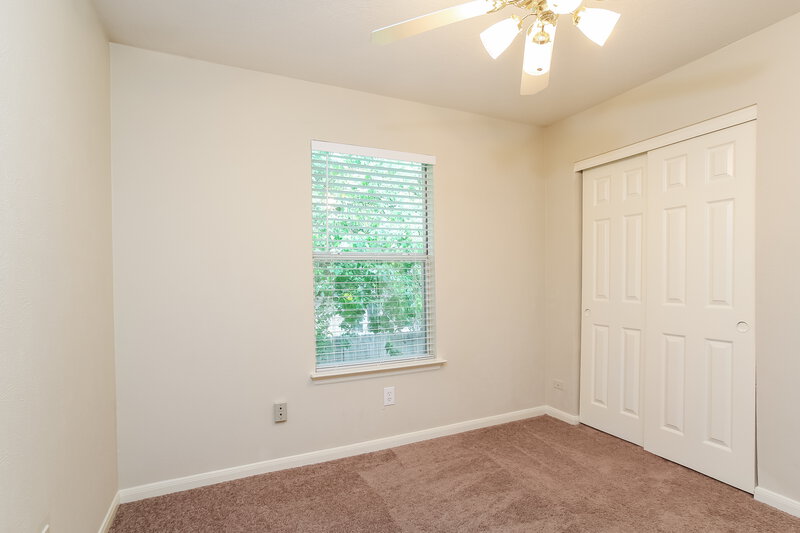 2,190/Mo, 20914 Lake Park Trl Humble, TX 77346 Bedroom View 2