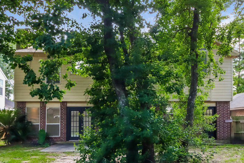 2,400/Mo, 20914 Lake Park Trl Humble, TX 77346 Rear View