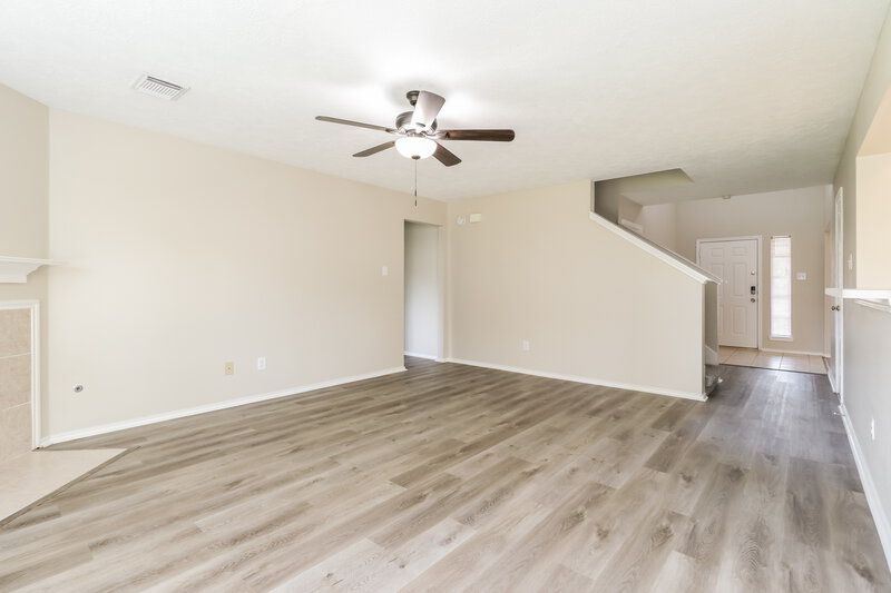 2,200/Mo, 5231 Timber Quail Dr Humble, TX 77346 Living Room View