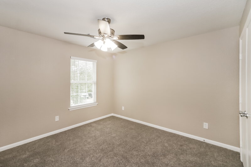 2,020/Mo, 13214 Montclair Point Ct Houston, TX 77047 Bedroom View 2