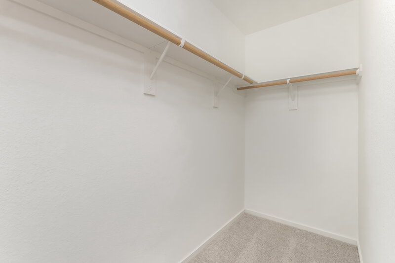 1,645/Mo, 464 Shoreview Dr Conroe, TX 77303 Walk In Closet View