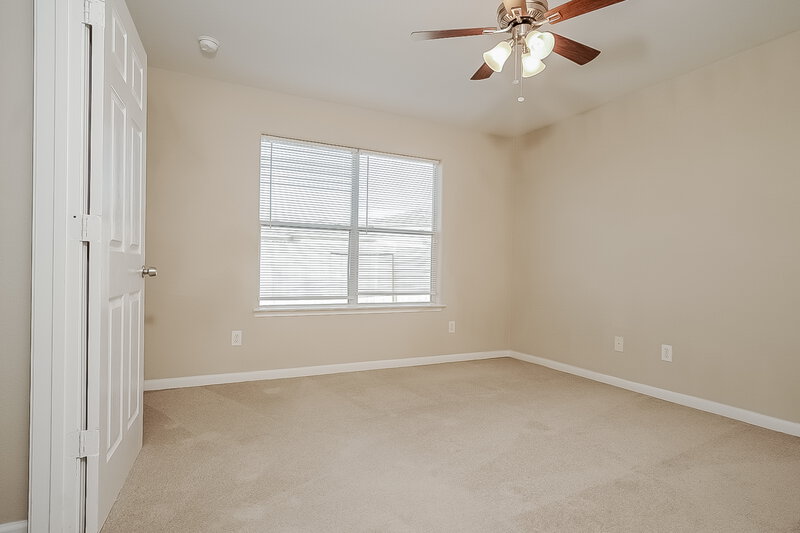 1,875/Mo, 7215 Shining Mist Ln Richmond, TX 77469 Master Bedroom View