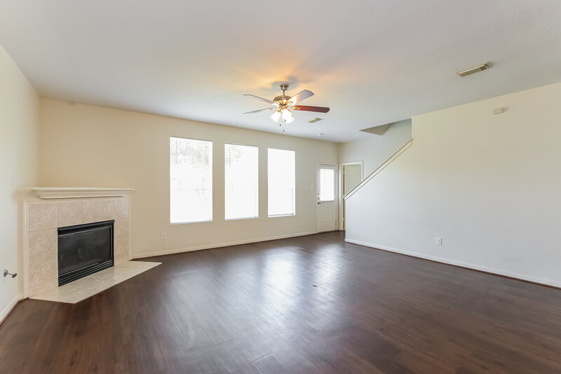 2,220/Mo, 12226 Carriage Oak Cir Humble, TX 77346 Living Room View