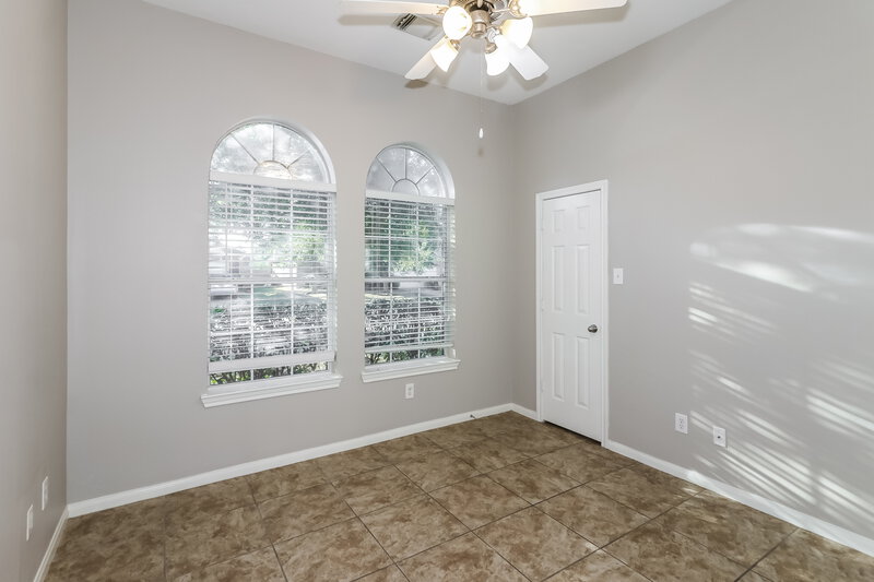 2,515/Mo, 805 Hallmark Oak St Seabrook, TX 77586 Bedroom View 2
