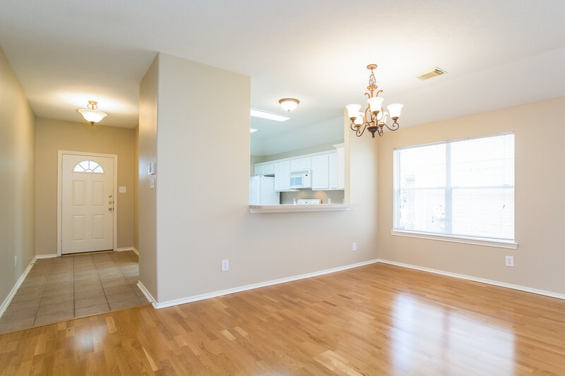 1,710/Mo, 18503 Atasca Woods Way Humble, TX 77346 Living Room View 2