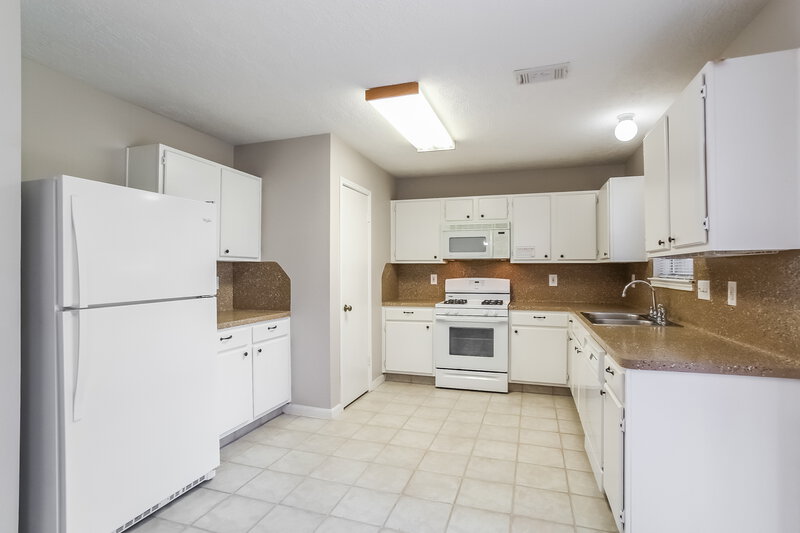 2,920/Mo, 12614 Pine Bush Dr Houston, TX 77070 Kitchen View