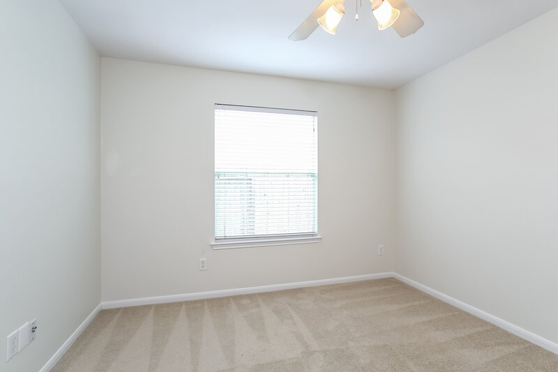 2,195/Mo, 18439 Atascocita Meadows Dr Humble, TX 77346 Bedroom View 4