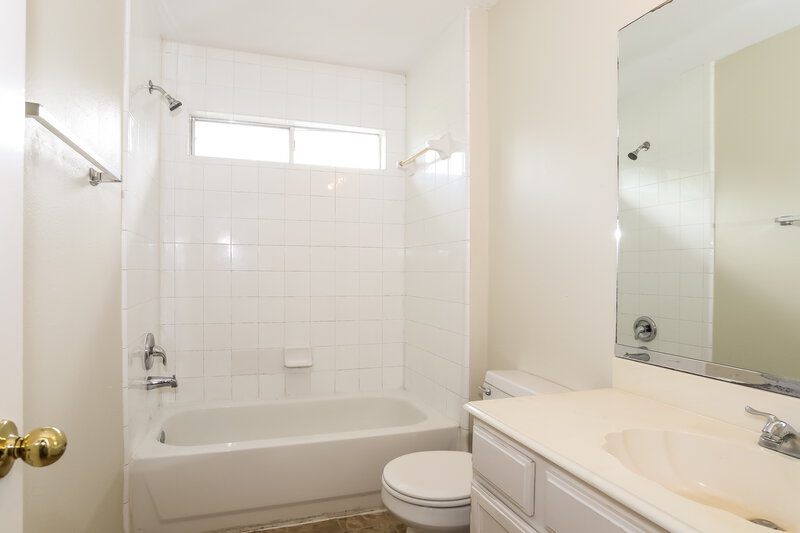 1,920/Mo, 14422 Cypress Valley Dr Cypress, TX 77429 Bathroom View