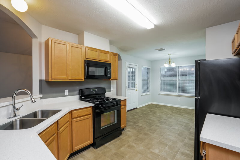 2,035/Mo, 3631 Liberty Square Trl Fresno, TX 77545 Kitchen View 2