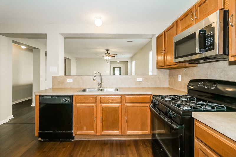 1,685/Mo, 20718 Cypress Crescent Ln Cypress, TX 77433 Kitchen View 2