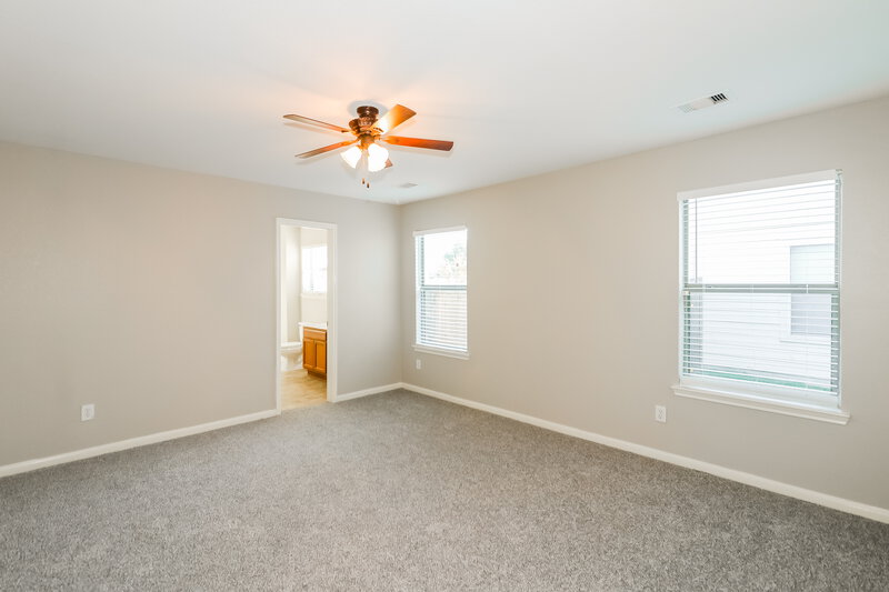 1,685/Mo, 20718 Cypress Crescent Ln Cypress, TX 77433 Main Bedroom View