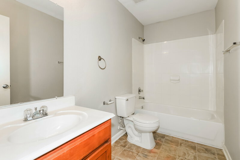 1,685/Mo, 20718 Cypress Crescent Ln Cypress, TX 77433 Bathroom View