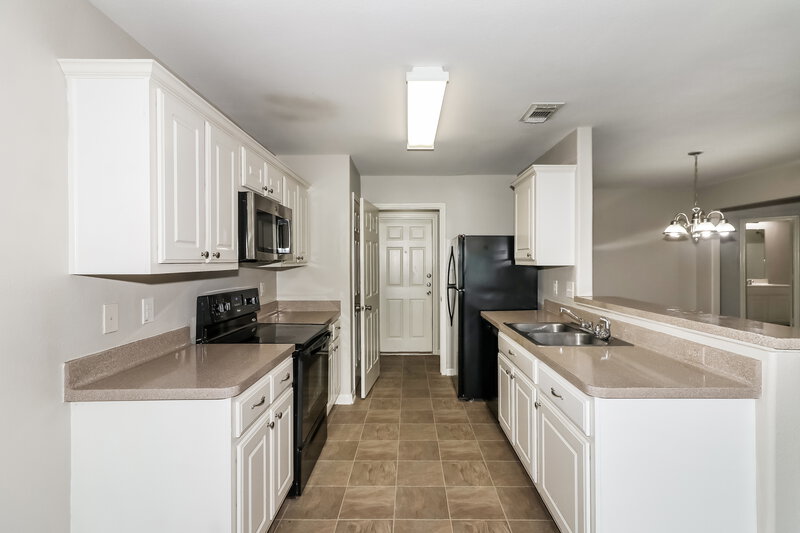 1,775/Mo, 6919 Garnet Trail Ln Richmond, TX 77469 Kitchen View