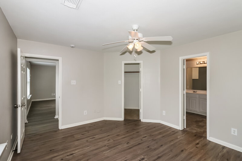 1,775/Mo, 6919 Garnet Trail Ln Richmond, TX 77469 Main Bedroom View 2