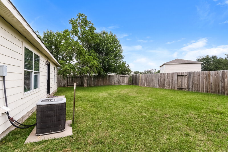 1,775/Mo, 6919 Garnet Trail Ln Richmond, TX 77469 Exterior View