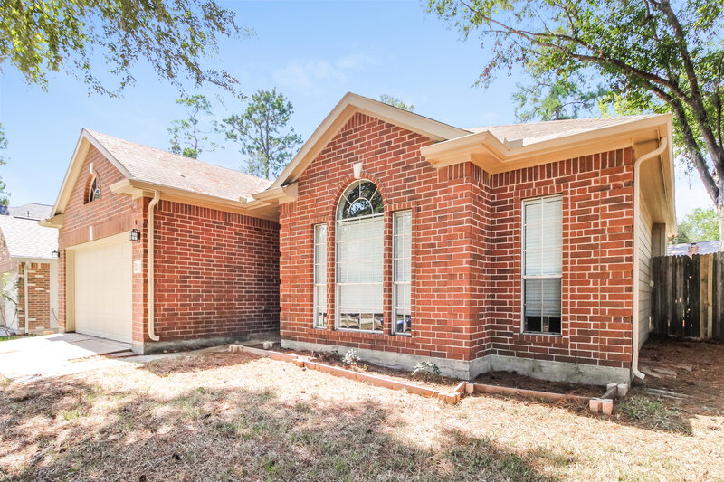 2,160/Mo, 25319 Laurel Green St Spring, TX 77373 Front View 2