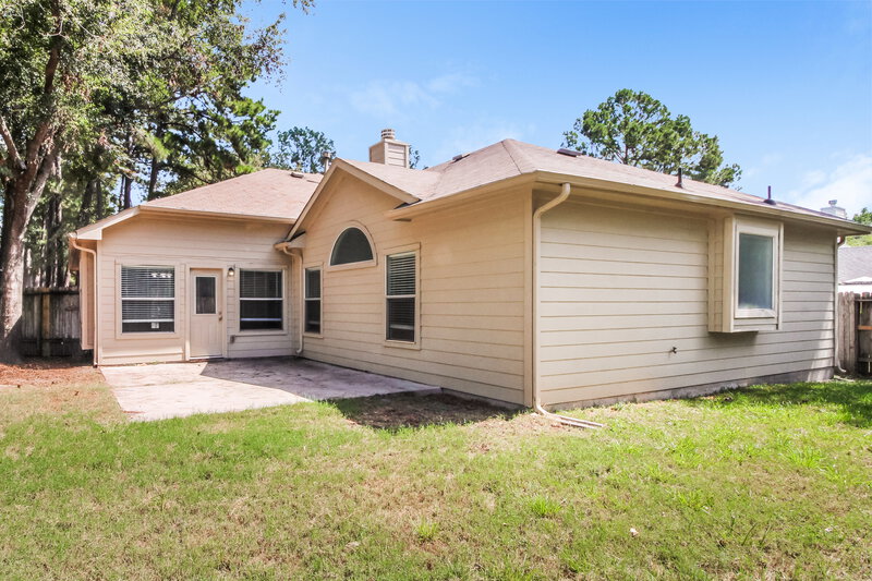 2,160/Mo, 25319 Laurel Green St Spring, TX 77373 Rear View 2