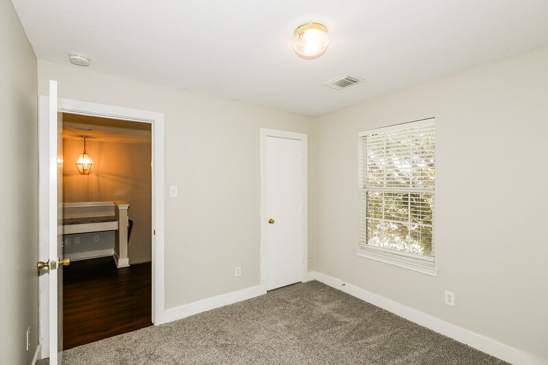 1,690/Mo, 19863 Hidden Shadow Ln Cypress, TX 77433 Bedroom View 2