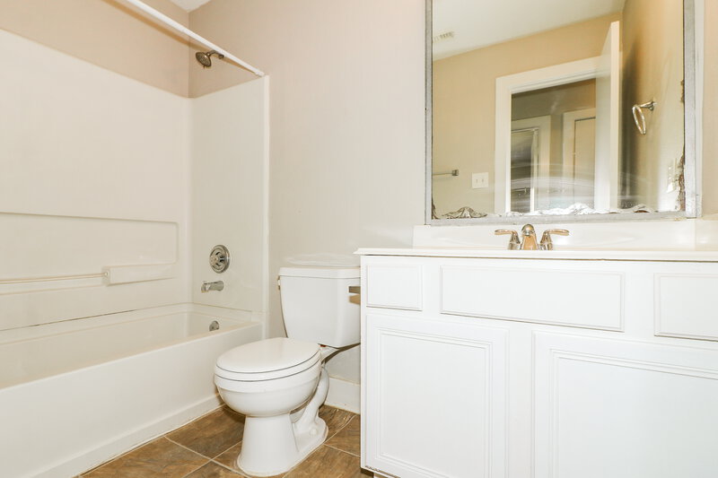 1,690/Mo, 19863 Hidden Shadow Ln Cypress, TX 77433 Bathroom View