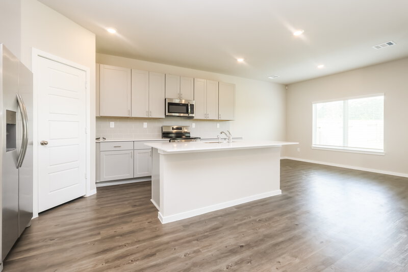 1,880/Mo, 530 Dalloway St Montgomery, TX 77316 Kitchen View