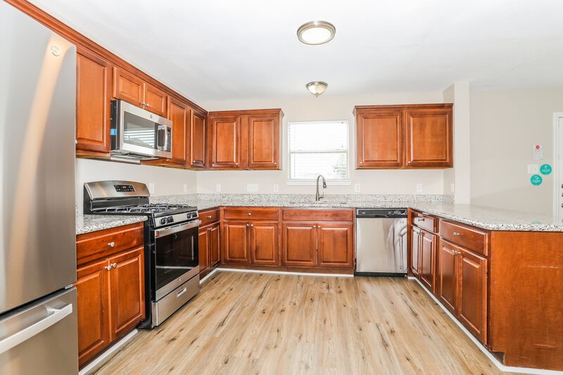 2,300/Mo, 11119 Wild Goose Dr Tomball, TX 77375 Kitchen View
