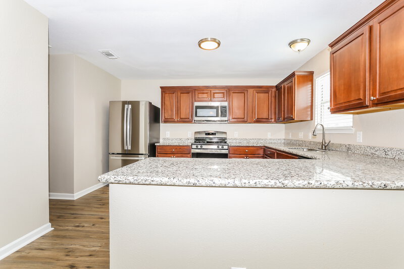 2,300/Mo, 11119 Wild Goose Dr Tomball, TX 77375 Kitchen View 2