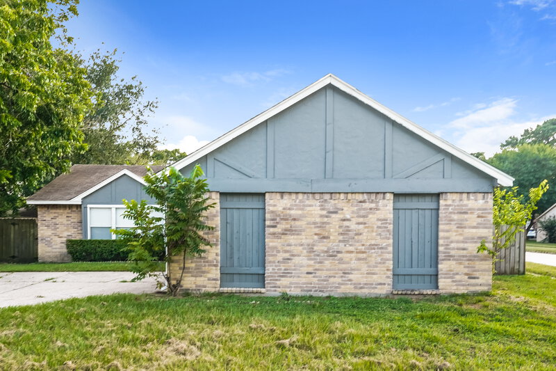 1,735/Mo, 21035 Rivershadows Ln Spring, TX 77388 Front View